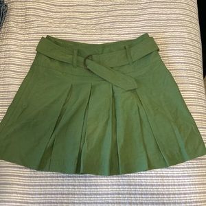 Vintage green schoolgirl pleated skirt!